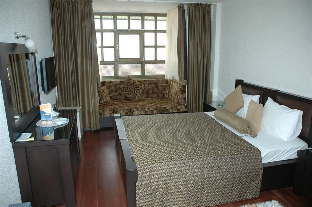 Ulasan Hotel Caravan Camping Ankara Exterior photo